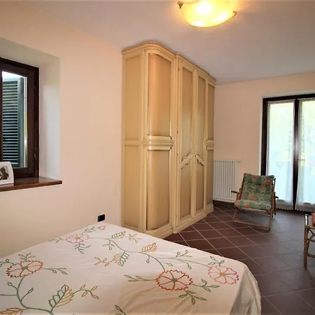 Villa Atmospheric Villa And Large Garden On Orta Lake