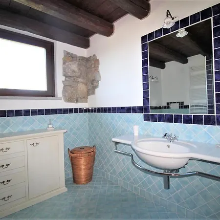 Villa Atmospheric Villa And Large Garden On Orta Lake