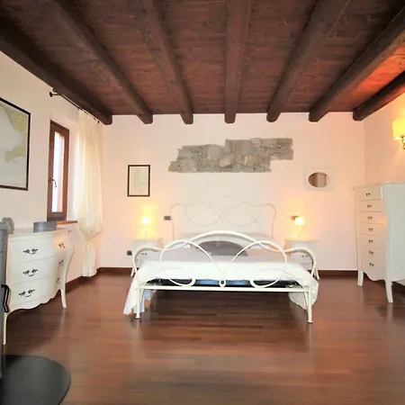 Villa Atmospheric Villa And Large Garden On Orta Lake Arto Centonara