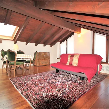 Atmospheric Villa And Large Garden On Orta Lake *